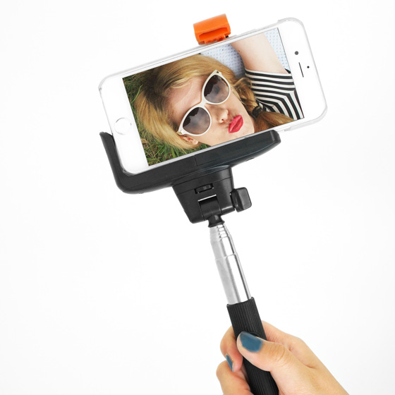 Bluetooth Selfie stick CASETiFY